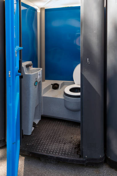 Best Portable restroom trailer rental  in Benton, LA